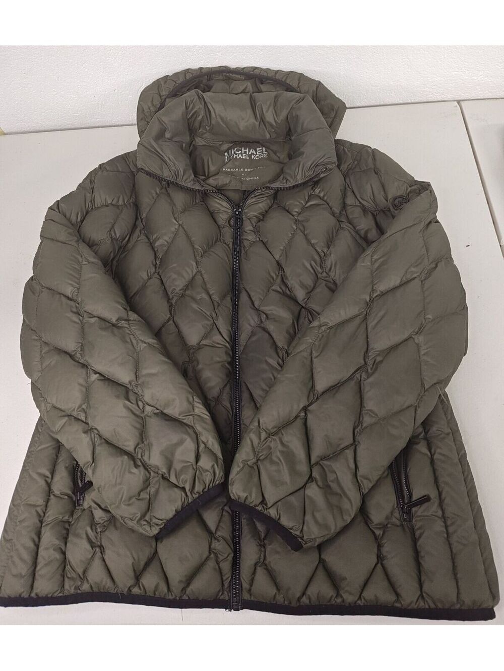 MICHAEL Michael Kors packable down puffer jacket in olive green, size XL